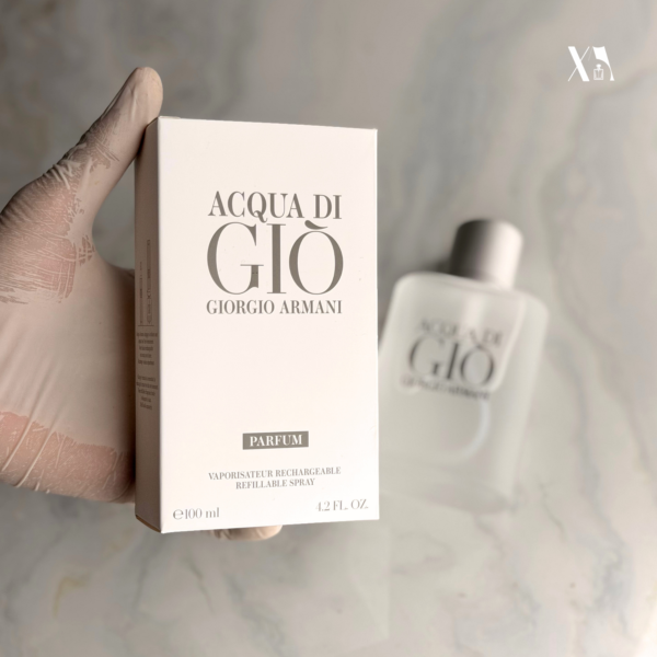 12 Giorgio Armani Acqua di Gio EDT