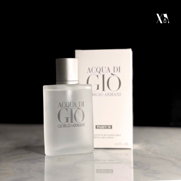 9 Giorgio Armani Acqua di Gio EDT